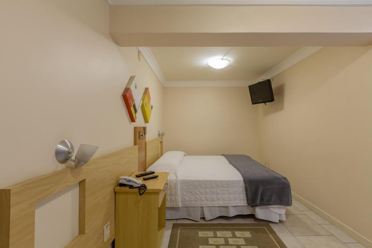 Tri Hotel Executive Criciuma Esterno foto